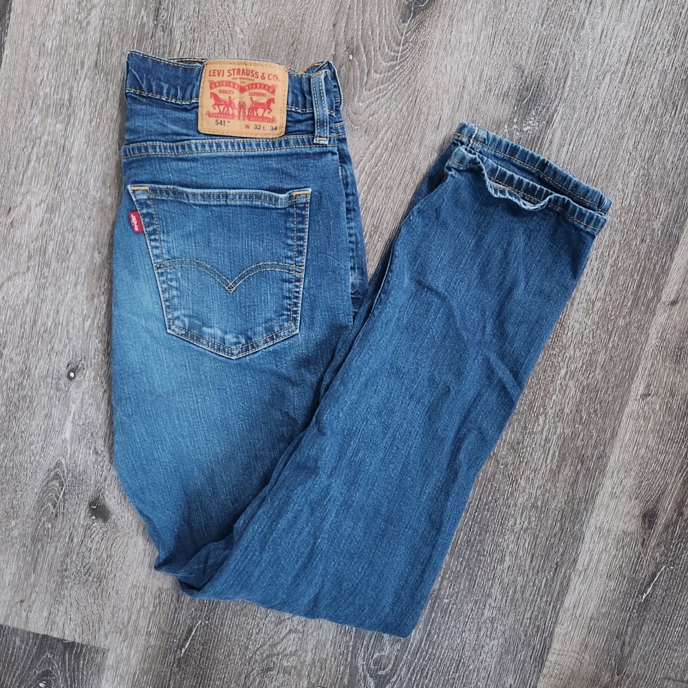 Levis 541 Athletic Taper Mens Jeans 32x34 Blue Denim Stretch Medium Wash